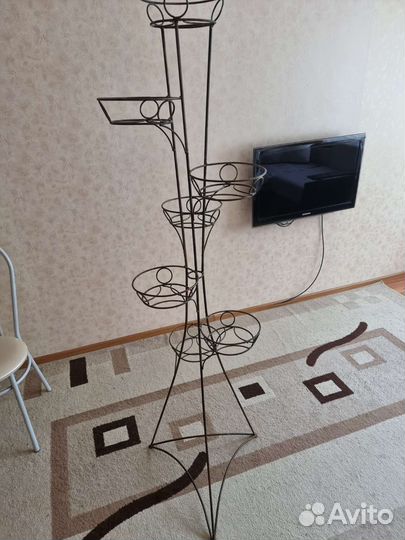 Подставка для цветов