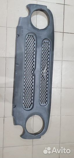 Пластиковая накладка на радиатор УАЗ Хантер