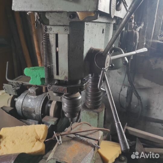 Сверлильный станок 2м112