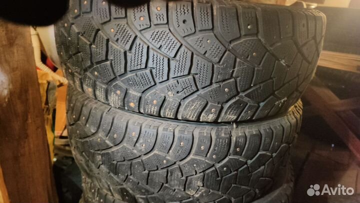 Bridgestone B250 205/55 R16 28M