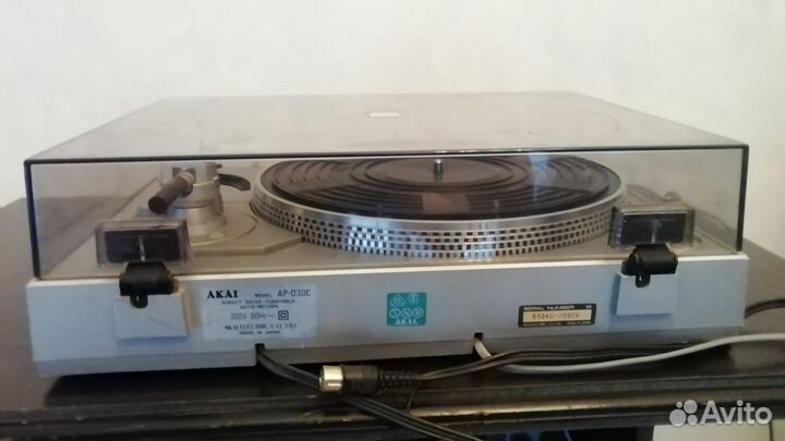 Проигрыватель винила akai AP-D30C