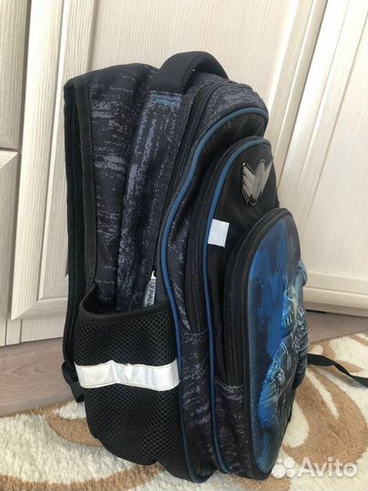 Портфель школьный для мальчика