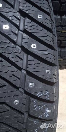 Yokohama IceGuard Stud IG65 265/50 R20 111T