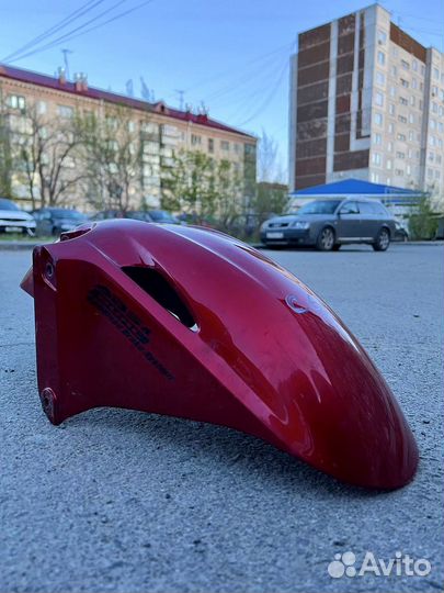 Крыло Honda VFR 800(2002-2012)