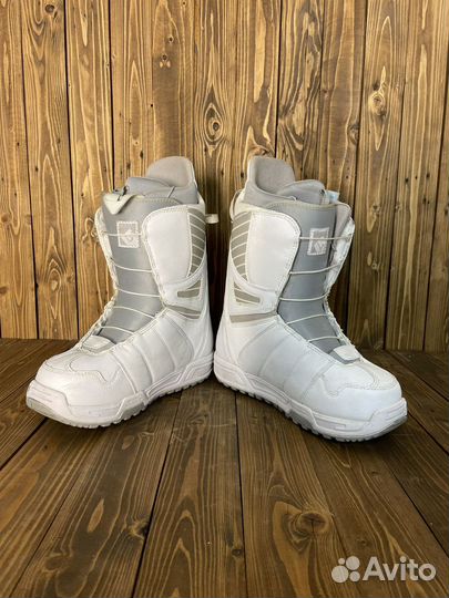 Сноубордические ботинки Burton Mint 40,5