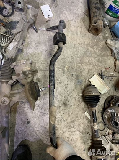 Передний стабилизатор Бмв x1 f48