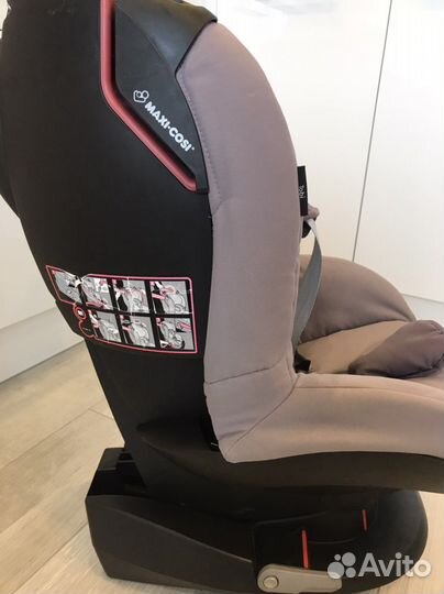 Детское автокресло 9 до 18 кг maxi cosi tobi