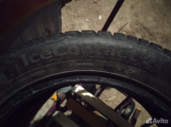 Continental IceContact 2 215/55 R17 98T