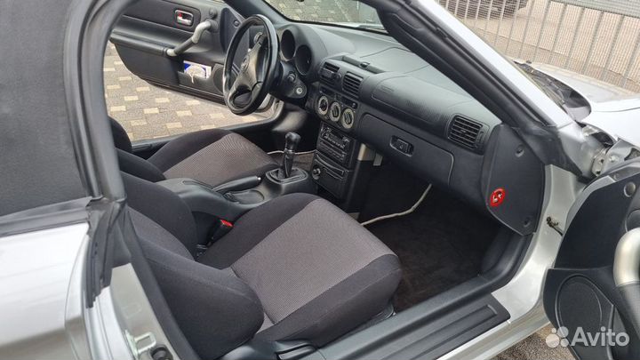 В разборе toyota MR2