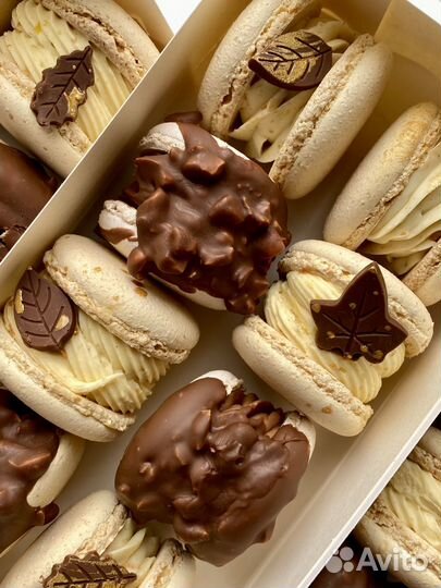 Макаронс пирожное в наличии