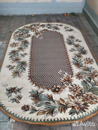 Ковер шерстяной