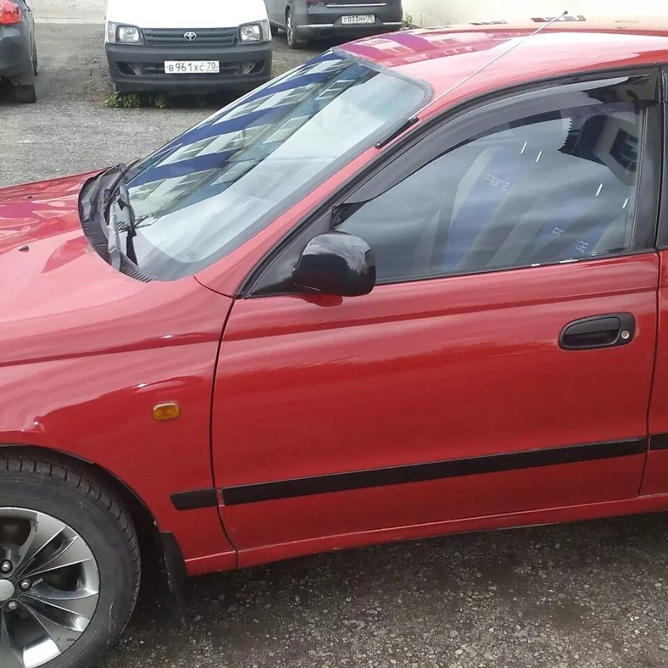 Toyota Carina E: фото владельца