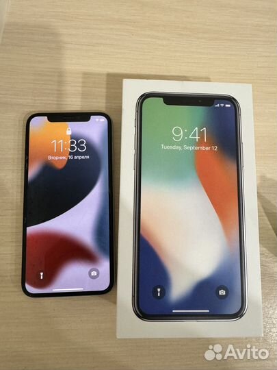 iPhone X, 256 ГБ