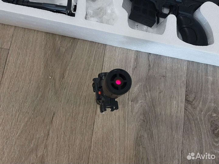 Снайперская винтовка с лазерным прицелом