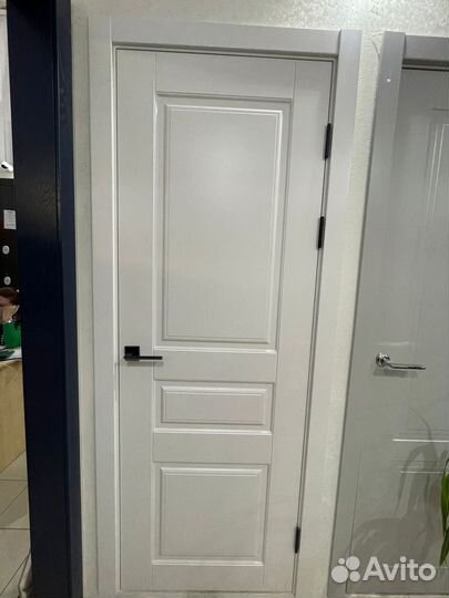 Двери межкомнатные из массива