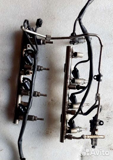 Рампа топливная Туарег 4.2