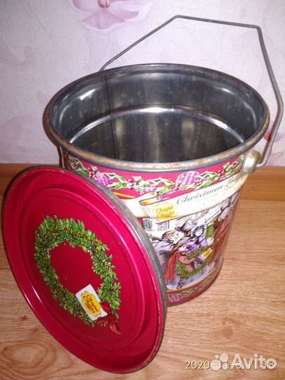 Ведро железное с крышкой