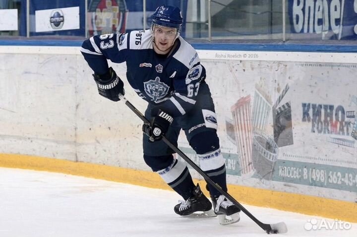 Тренер по хоккею