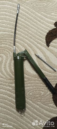 Шприц для смазки машин