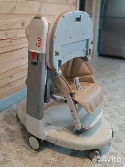 Стул для кормления Peg Perego Tatamia follow me