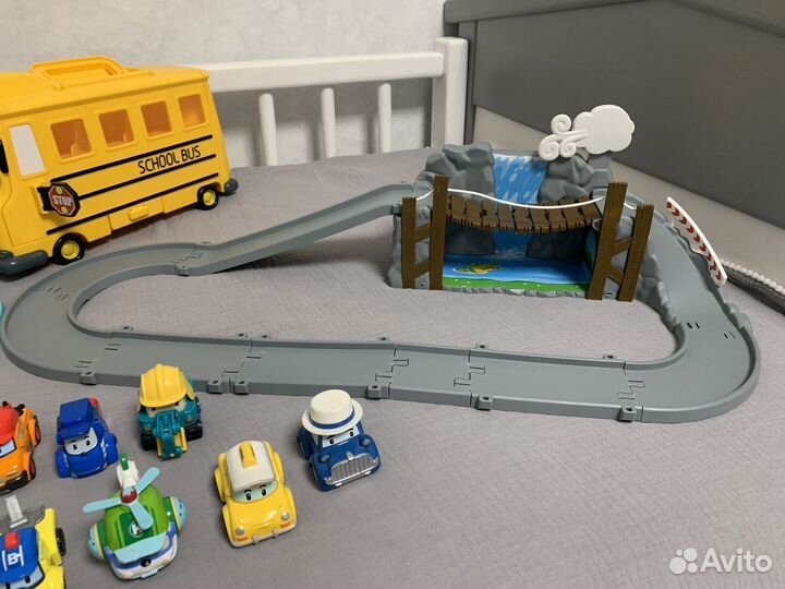 Робокар Поли