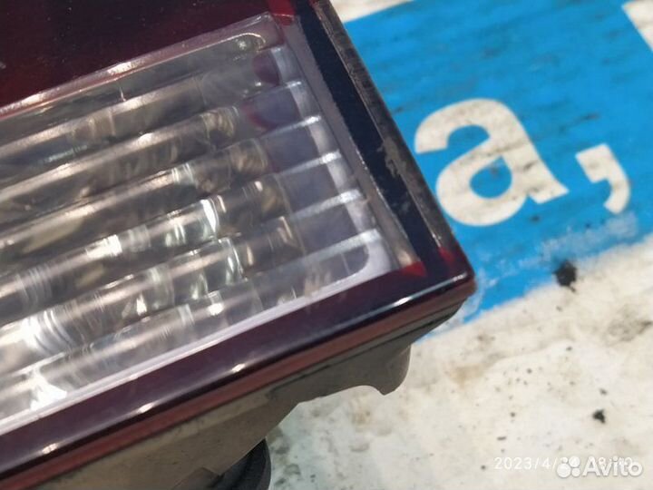 Фонарь внутренний правый VW Touareg 7L 07-10