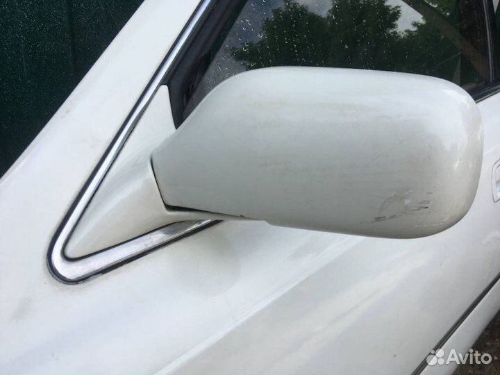 Передний левый Toyota Celsior