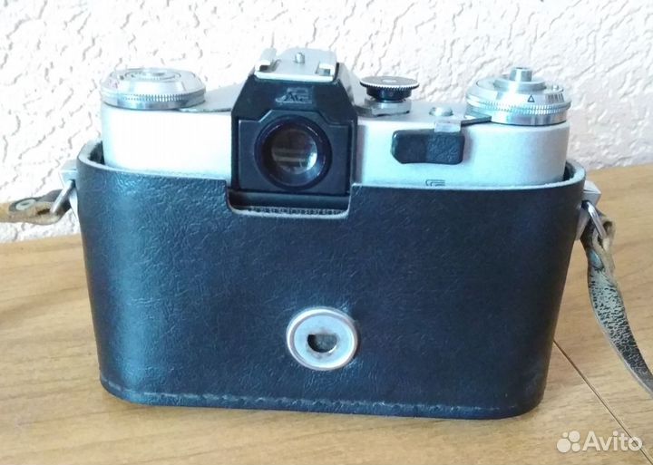 Фотоаппарат Зенит - Е с символом Олимпиады-80 СССР