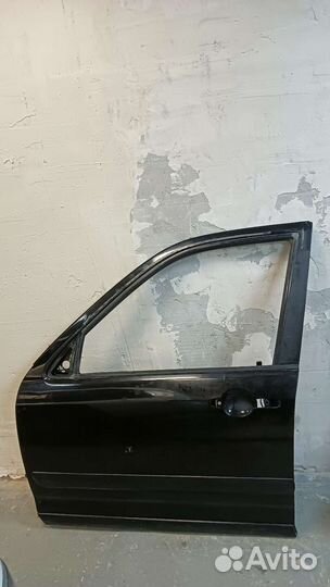 Передняя левая дверь Хонда Црв-рд-8
