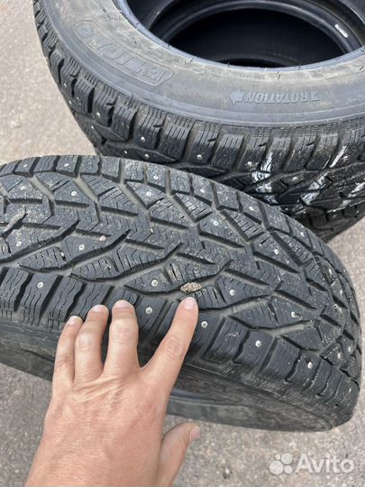 Tigar SUV Ice 215/65 R16
