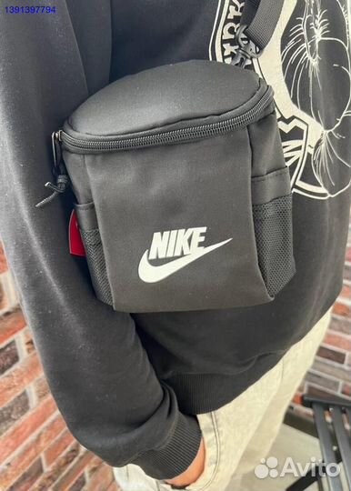 Сумка Nike через плечо