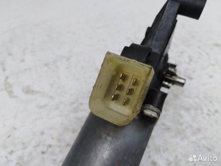 Моторчик переднего левого стеклоподъемника