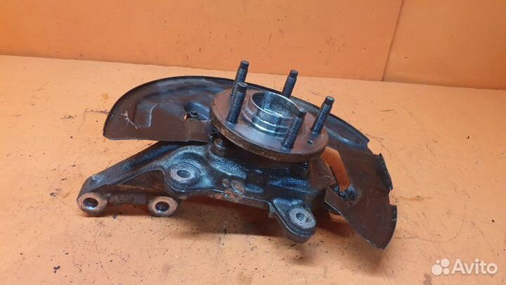 Кулак поворотный передний левый Ford Explorer U502