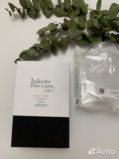 Коробка от парфюма духов