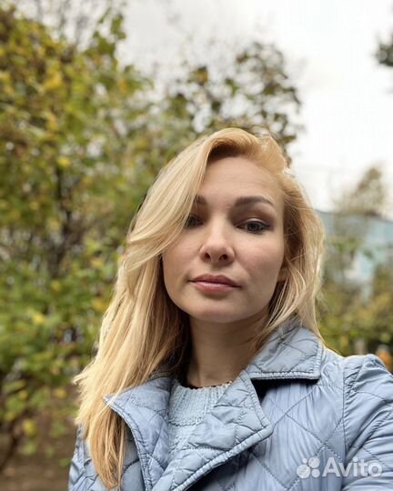 Административная, хостес