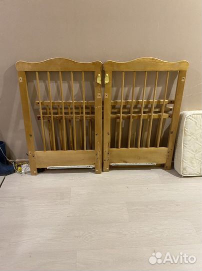 Детская кроватка