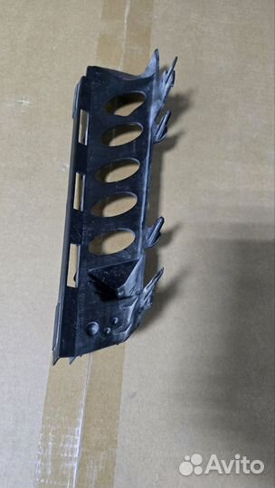 Кронштейн фары правый G22 G26 G80 G82 BMW