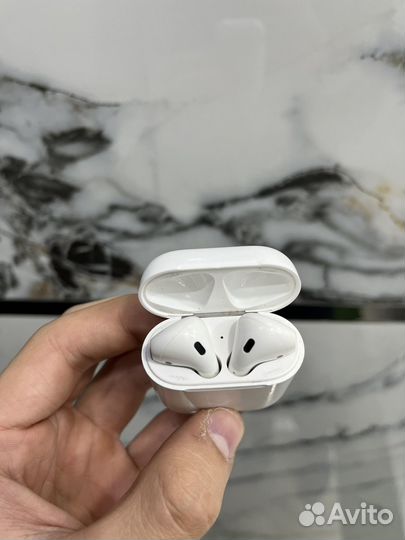 Airpods 2