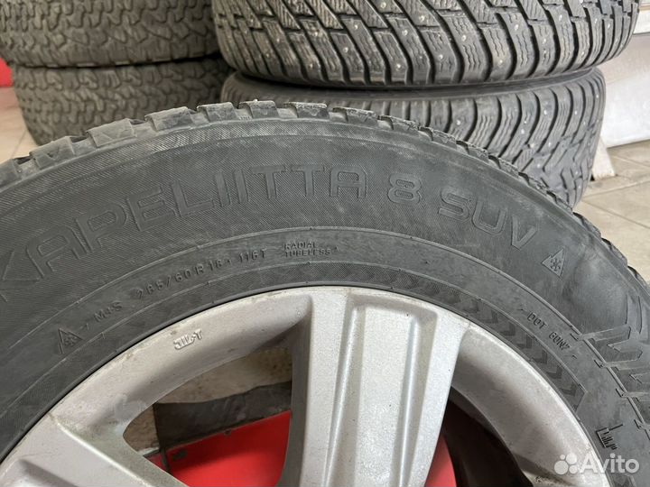 Nokian Tyres Hakkapeliitta 8 SUV 285/60 R18 116T