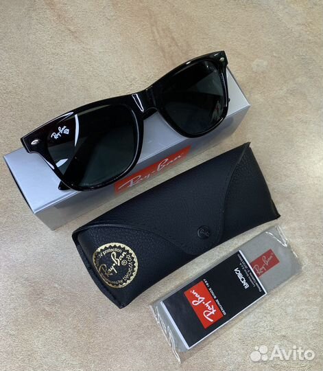 Солнцезащитные очки Ray-Ban комплект