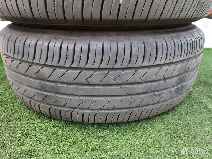 Toyo 310 215/60 R16 95H