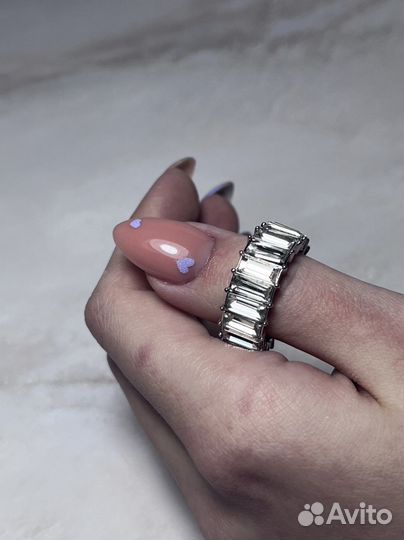 Модель на маникюр бесплатно