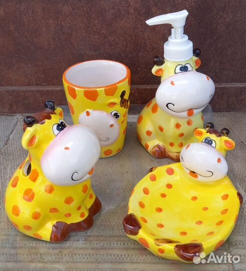 Набор мыльница, стакан, дозатор, подставка