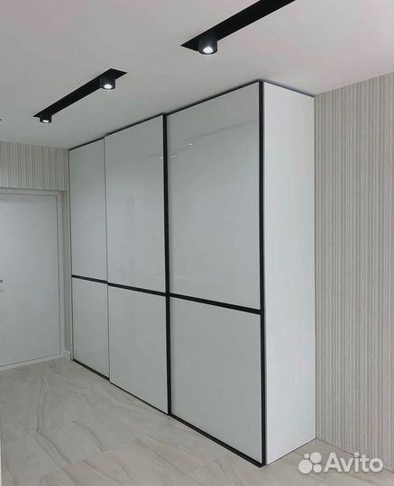 Шкаф в прихожую