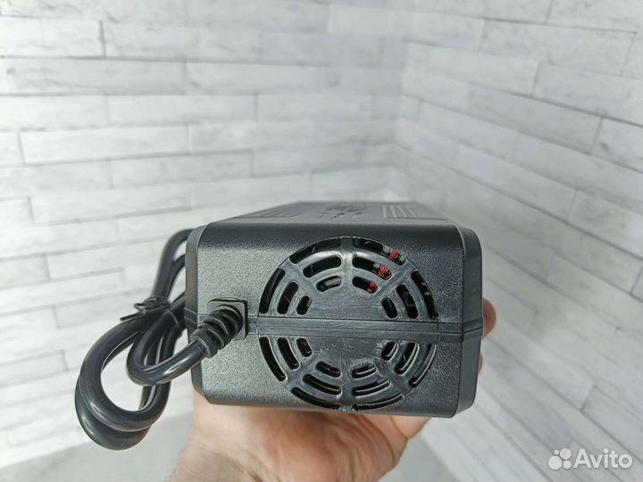 Зарядное Устройство для Электровелосипеда 60V, 5А