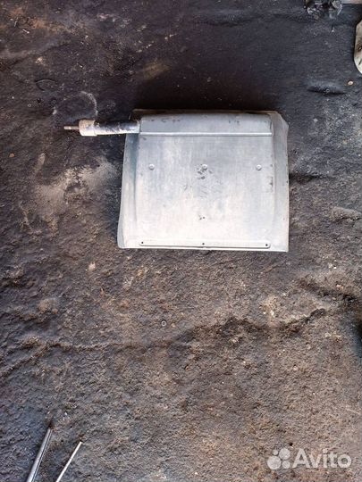 Подкрылок задний левый MAN TGX 2008 81664106599