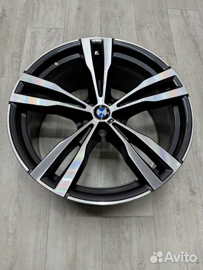 Оригиналный диск BMW X7 G07 754m R21