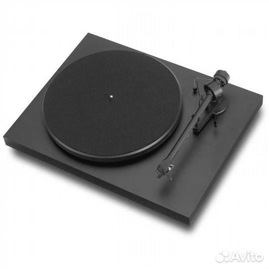 Pro-Ject Debut III Phono Black (OM-5e)