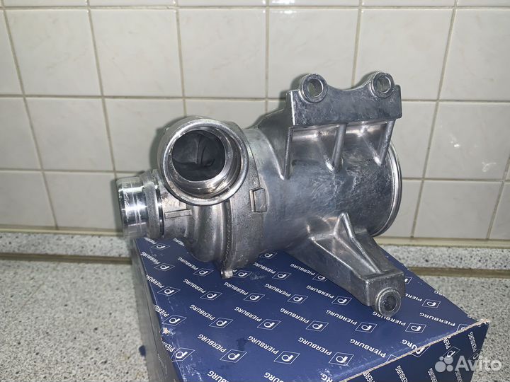 Электрическая помпа для Volvo XC90 31368715