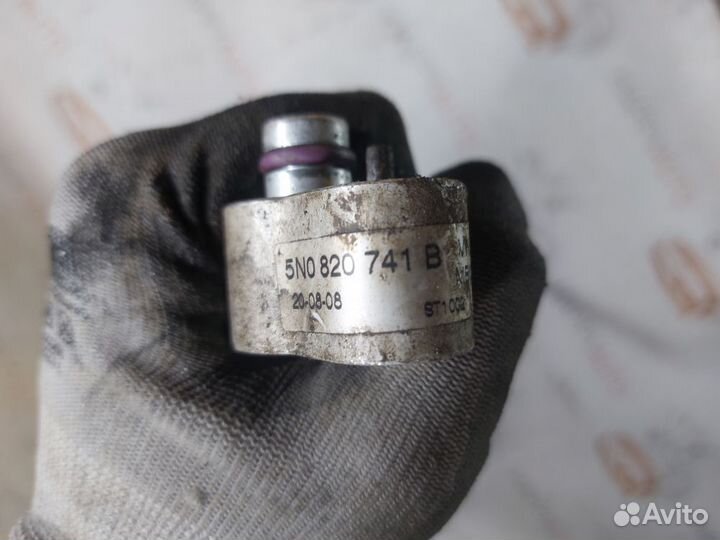 Трубка кондиционера VW Tiguan 1